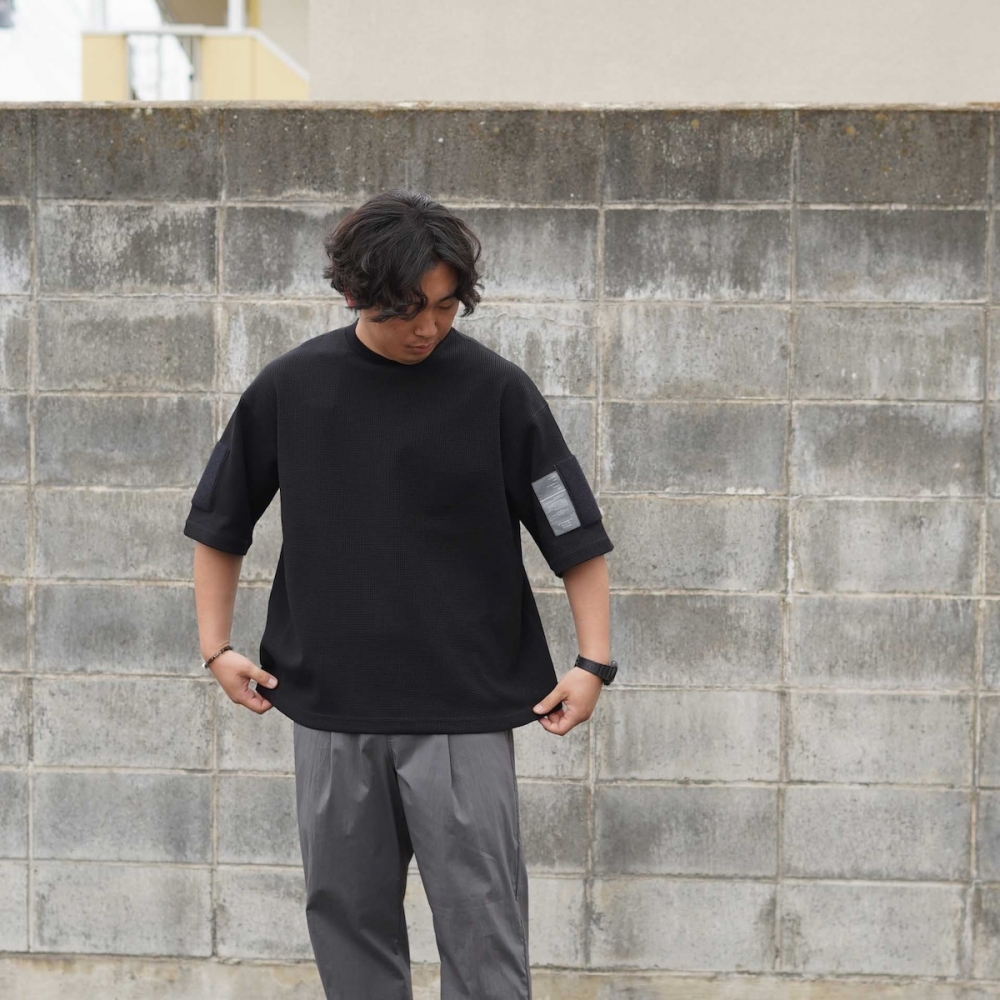 ミリタリーの匂いを感じるワッフルTee / N.HOOLYWOOD | 1989 Men's Blog