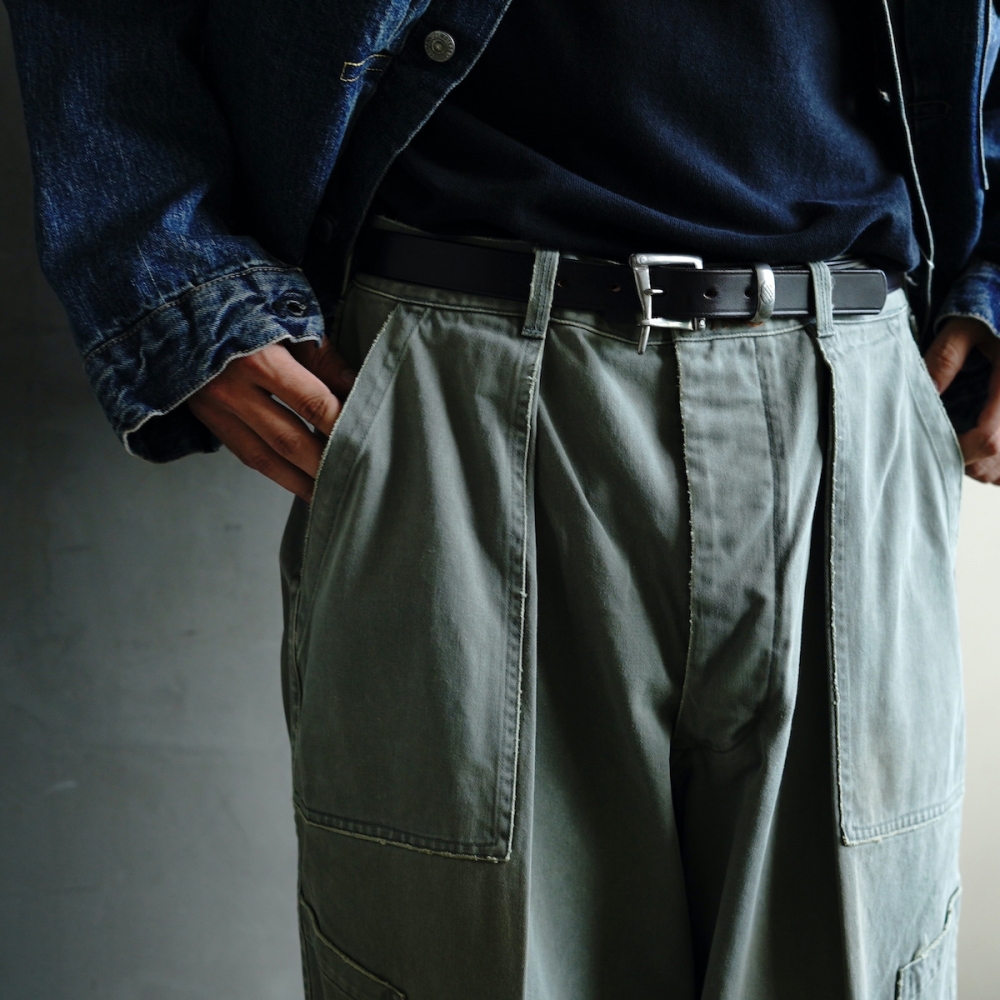 秋の始まりに、雰囲気抜群の一本を。 / A.PRESSE | 1989 Men's Blog