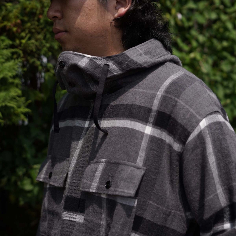 柄と素材で魅せる、Engineered Garments のカグールシャツ