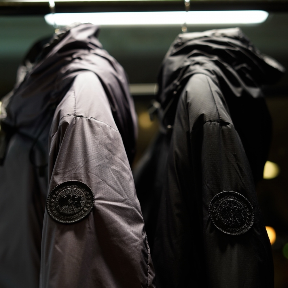 新色登場、軽量ナイロンモデル”LODGE HOODY” | 1989 Men's Blog