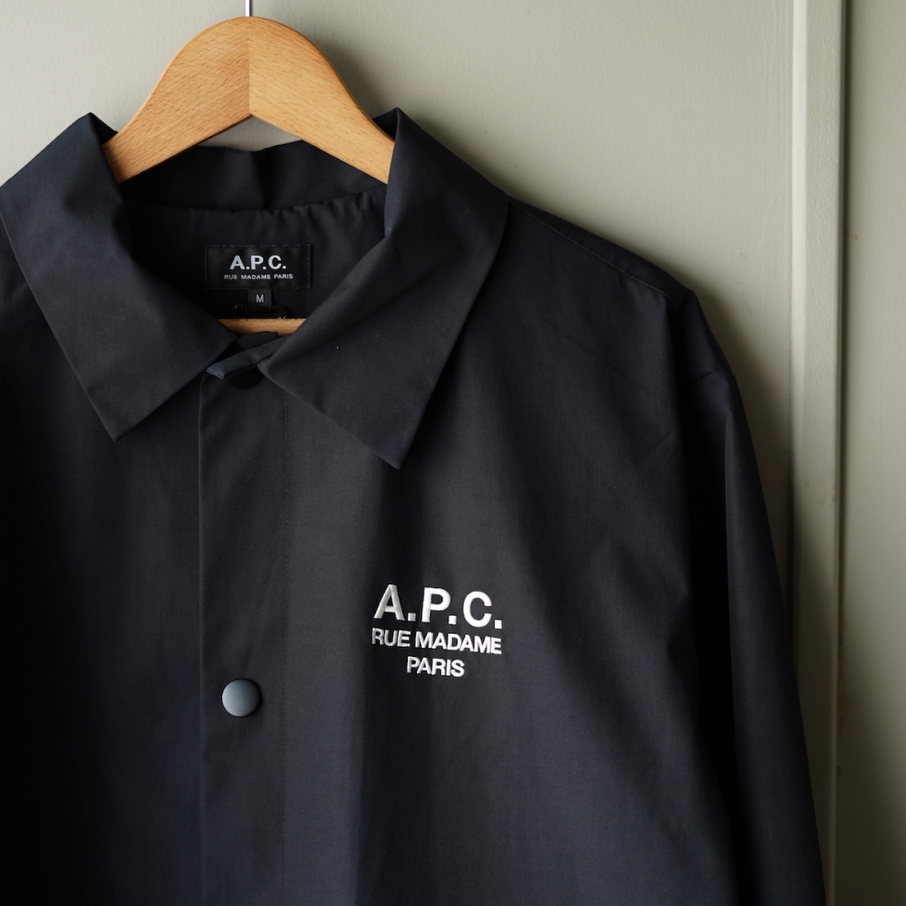 コーチジャケットも大人な雰囲気に。/ A.P.C. | 1989 Men's Blog