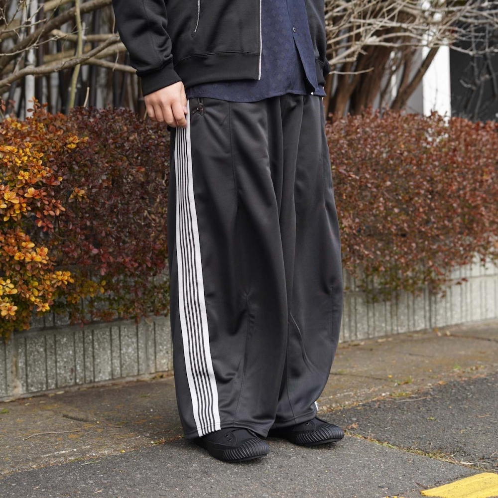 主役で楽しむ H.D. Track Pant | 1989 Men's Blog