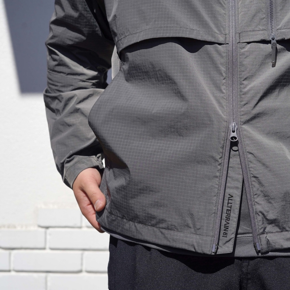 表情豊かなシェルジャケット。DESCENTE ALLTERRAIN 81 | 1989 Men's Blog