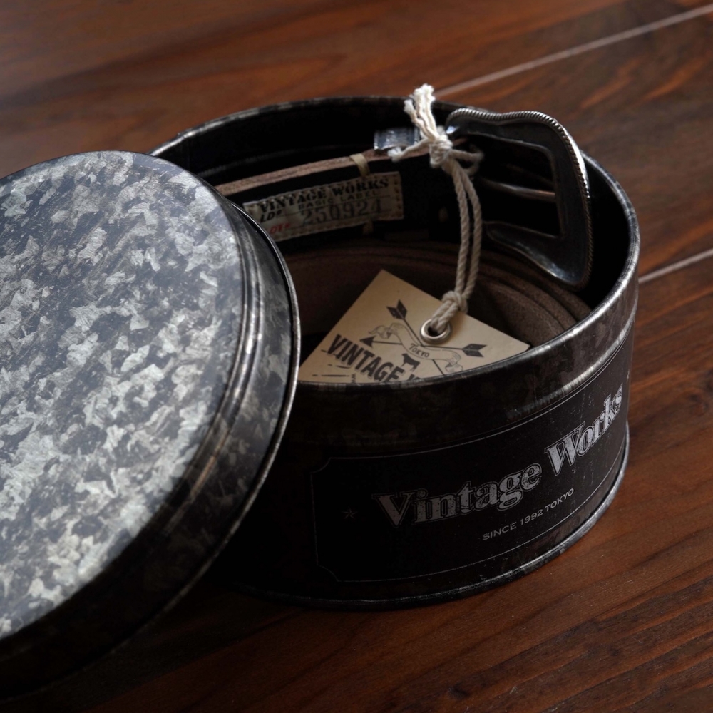待望の入荷。Vintage Worksのレザーベルト。 | 1989 Men's Blog