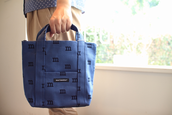 マリメッコ MINI PERUSKASSI トートバッグ 限定ロゴマニア
