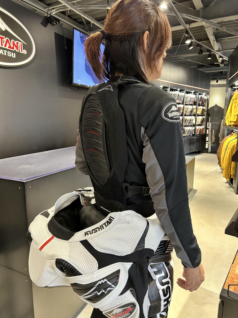 レーシングスーツのご紹介です：KUSHITANI 福岡店 | KUSHITANI PROSHOP