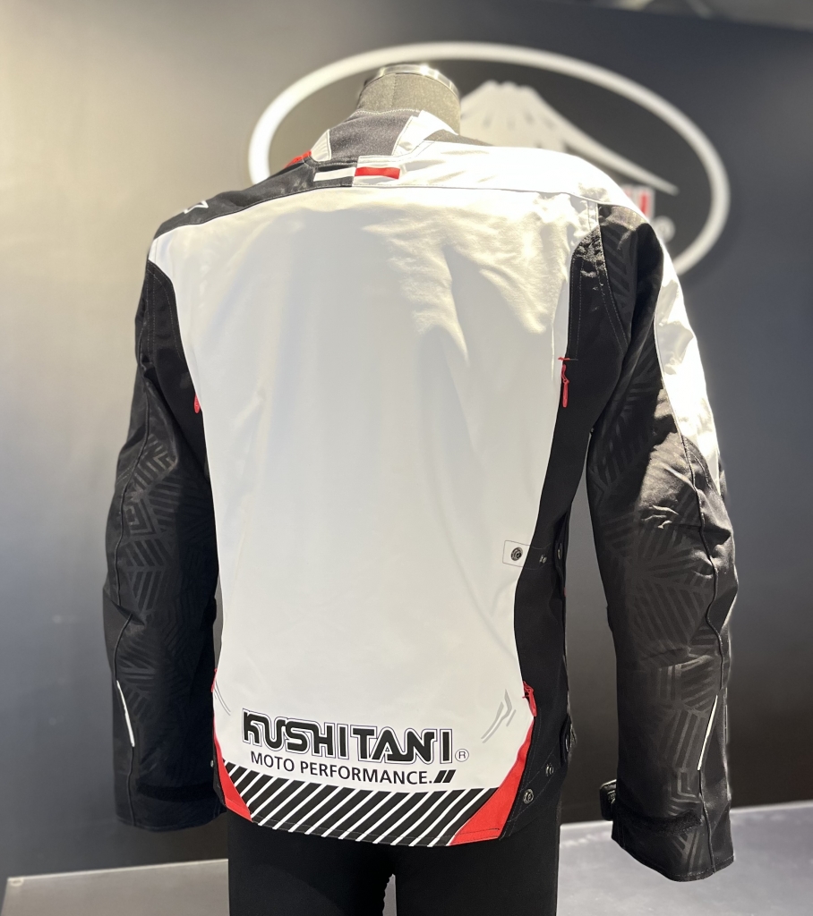 2025 新商品 K-2435ｺﾝﾃﾝﾄﾞｼﾞｬｹｯﾄ！！♪ ：KUSHITANI福岡店