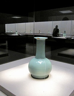 F1 南宋陶磁 南宋の青磁 宙をうつすうつわ 根津美術館2010 青磁