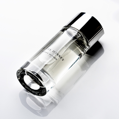 新品・完品 ISSEY MIYAKE 「TO」by 吉岡徳仁 バンド調整工具付き TO Designed by Tokujin Yoshioka – isseymiyake.com