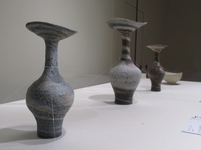 掛け軸 酒井高志 松竹梅鶴亀図 絹本 希少 軸装 茶道具 掛軸 美品 です