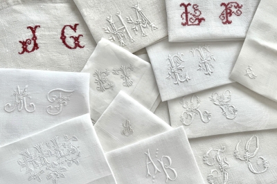 フランス製 アンティーク イニシャル刺繍セット / 19世紀の手織り 
