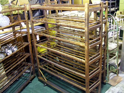 ビンテージ家具／アンティークインダストリアルシューズラック 