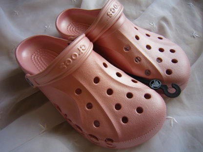 CROCS å2­2000ʡ