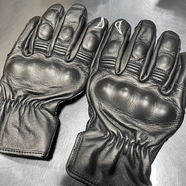 入荷速報】2024年SS新作！〈K-5365〉レイヴングローブⅣが全色