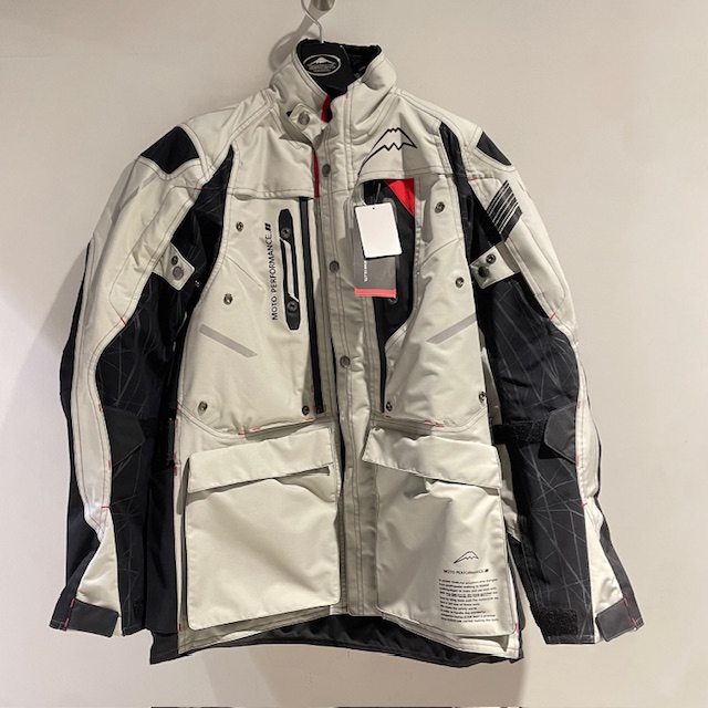 ジャケット 楽天市場】241 トゥーフォーワン GORE-TEX SEEKER JKT ユニ