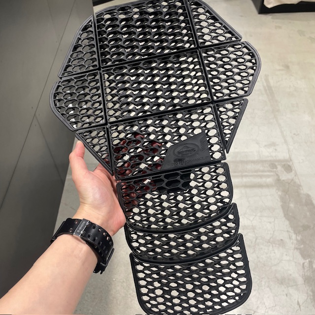 K-4639 エアーCEプロテクター(脊椎)再入荷いたしました