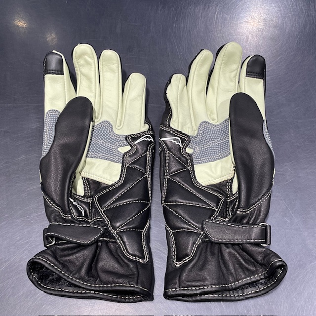 K-5367 テンダーグローブが入荷いたしました!:KUSHITANI 横浜 K-5367 テンダーグローブが入荷いたしました!:KUSHITANI 横浜