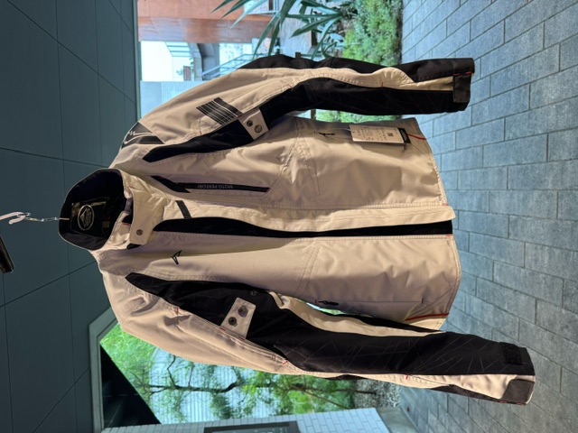 関東甲信越にも梅雨来たる!!K-2416アクアジャケットを着てみ 関東甲信越にも梅雨来たる!!K-2416アクアジャケットを着てみ