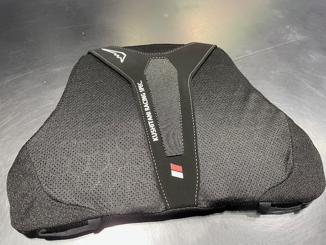 クシタニ KUSHITANI クシタニ K-4452 ネオレーシングブレスト