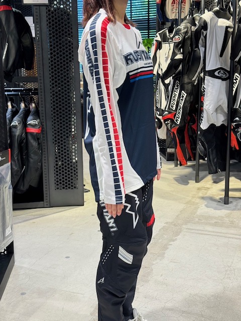 クシタニ M-1350 ムーブオフロードパンツ2 サイズLL ネイビー