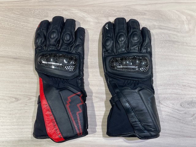 ウインターグローブ全アイテムご紹介！：KUSHITANI 横浜店