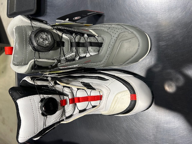 KUSHITANI フローシューズ K-6305 K-6305 フローシューズ | FLOW SHOES - YouTube
