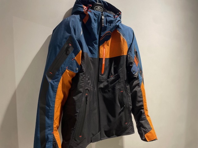 レディースアイテムご紹介!:KUSHITANI 横浜店 | KUSHITANI レディースアイテムご紹介!:KUSHITANI 横浜店 | KUSHITANI
