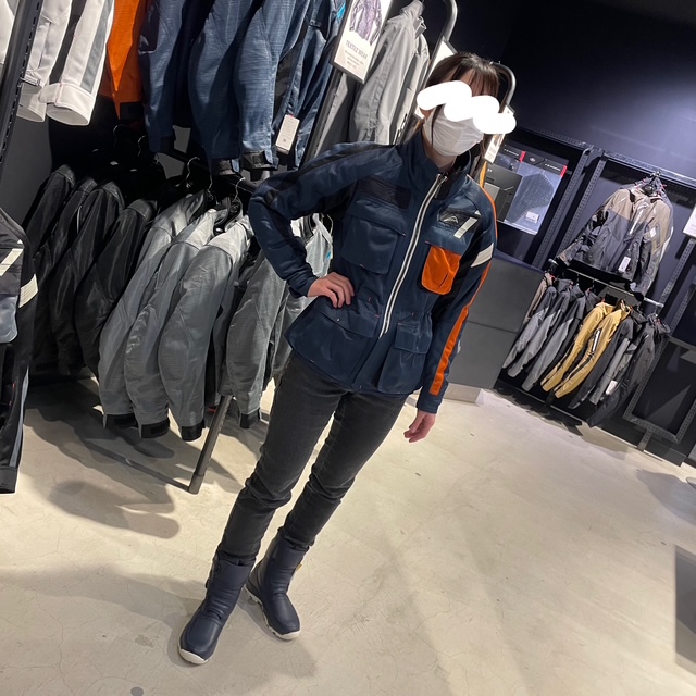 おすすめブルー特集！：KUSHITANI 横浜店 | KUSHITANI PERFORMANCE