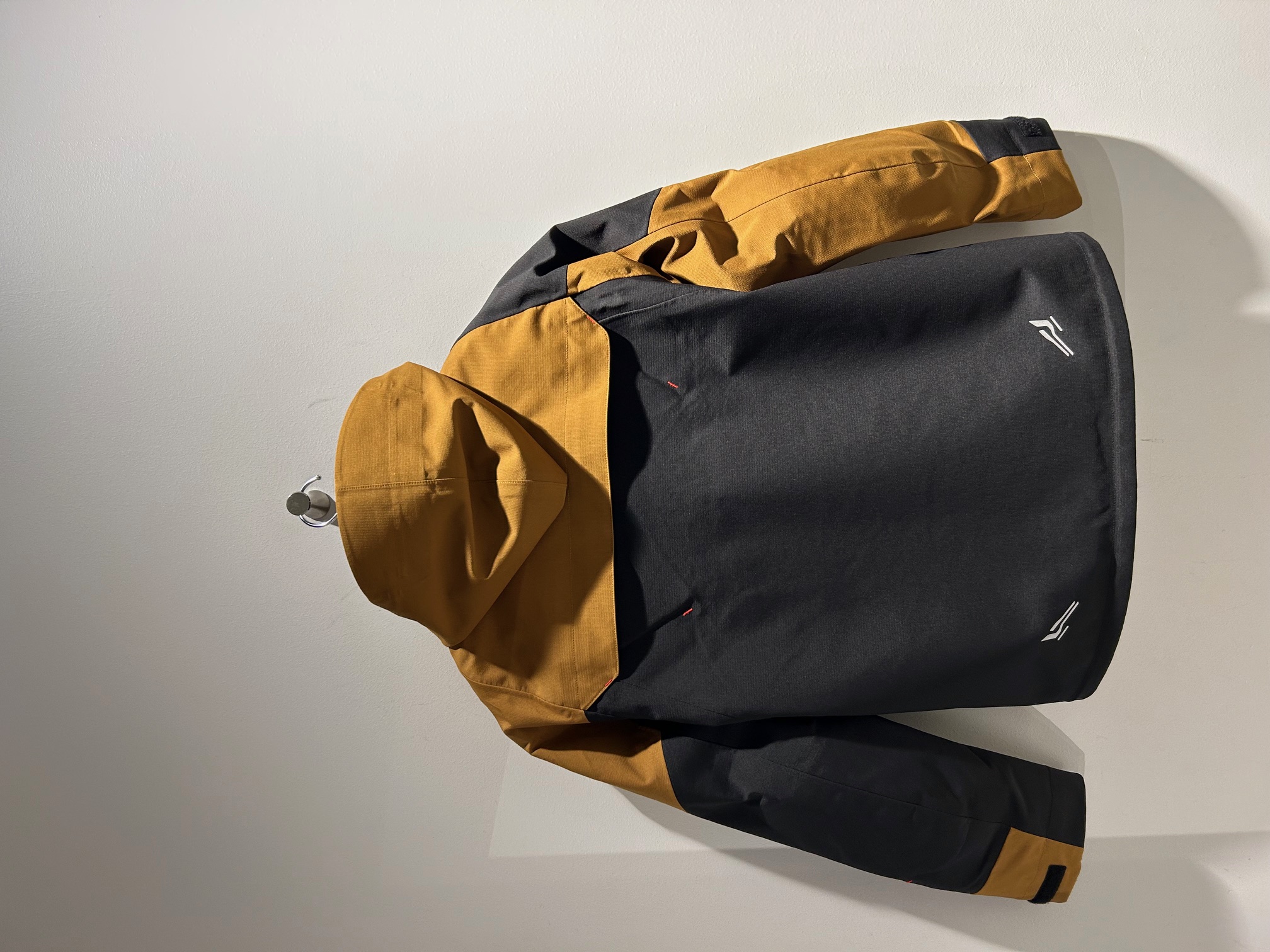 梅雨時期大活躍「K-2434 3.0フレキシブルジャケット」のご紹介