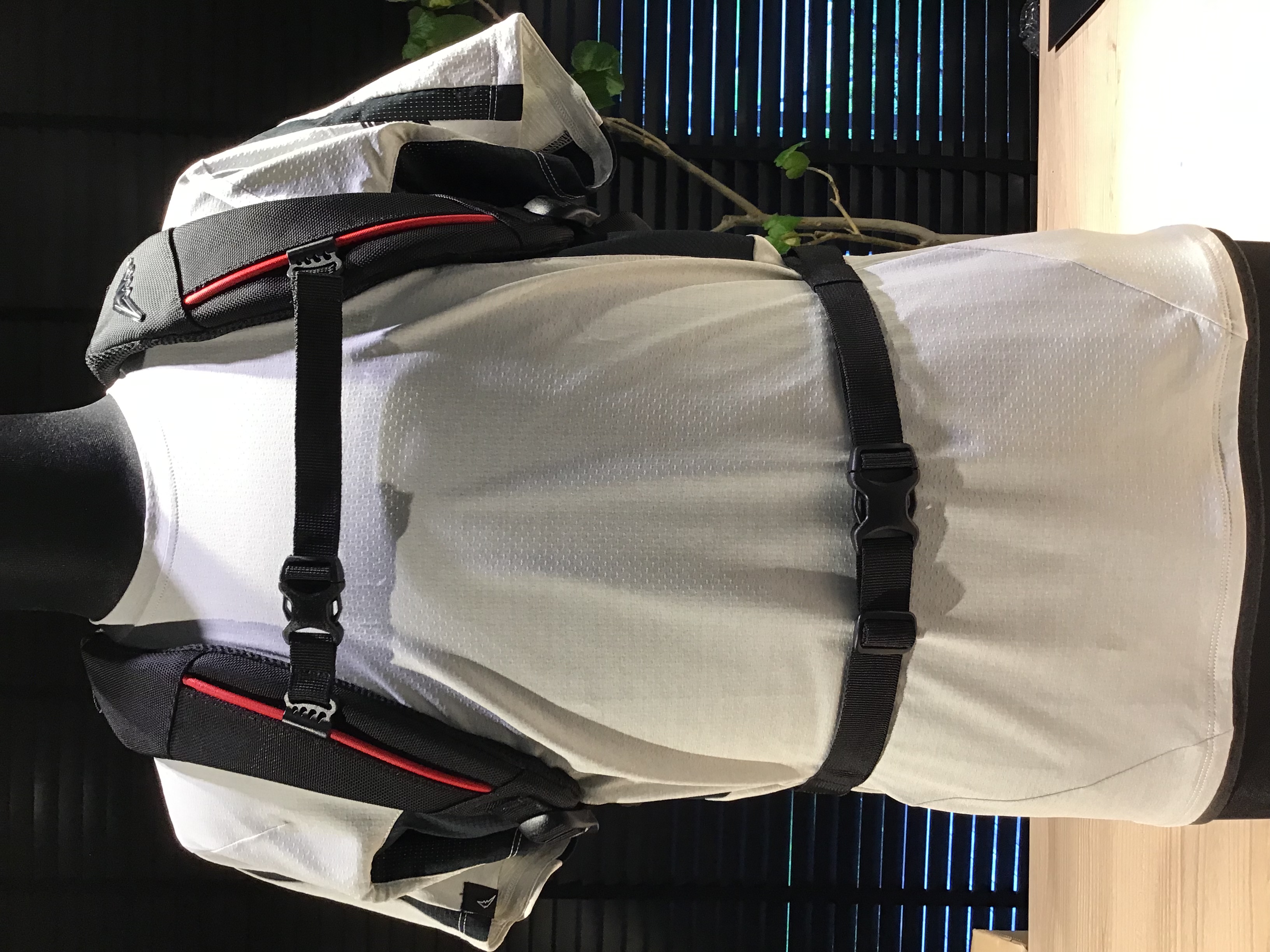 【限定１点】KUSHITANI クシタニバックパック　【7月12日迄】 クシタニ KUSHITANI クシタニ K-3601 HIP BAG ヒップバック