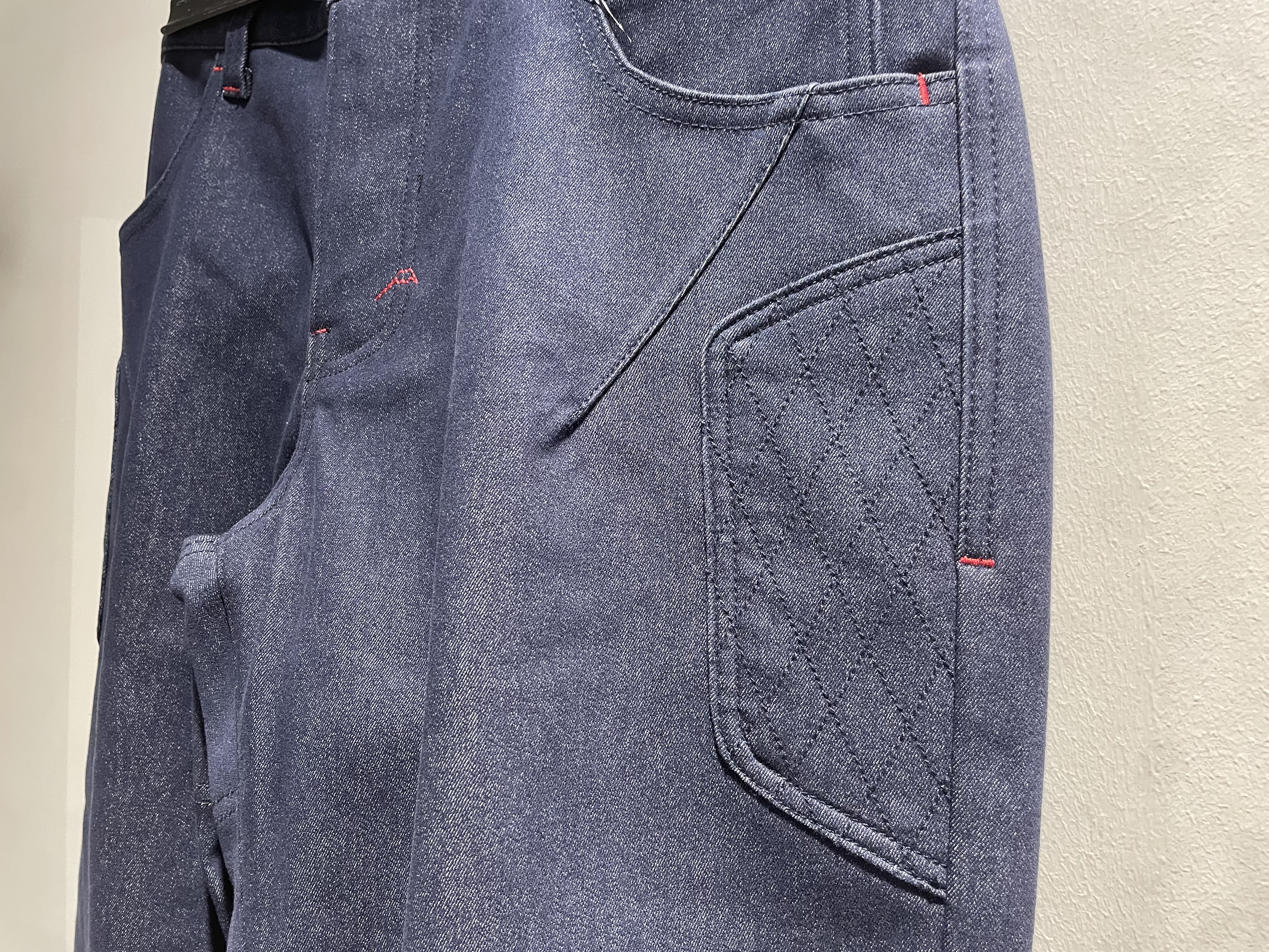 2025秋冬新作〈K-1373W〉 46works ストレッチウインドカットデニムが