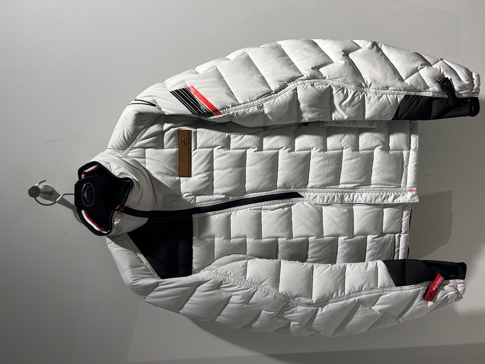 K-2879 ホワイトグースダウンジャケットのご紹介！！：KUSHITANI 横浜