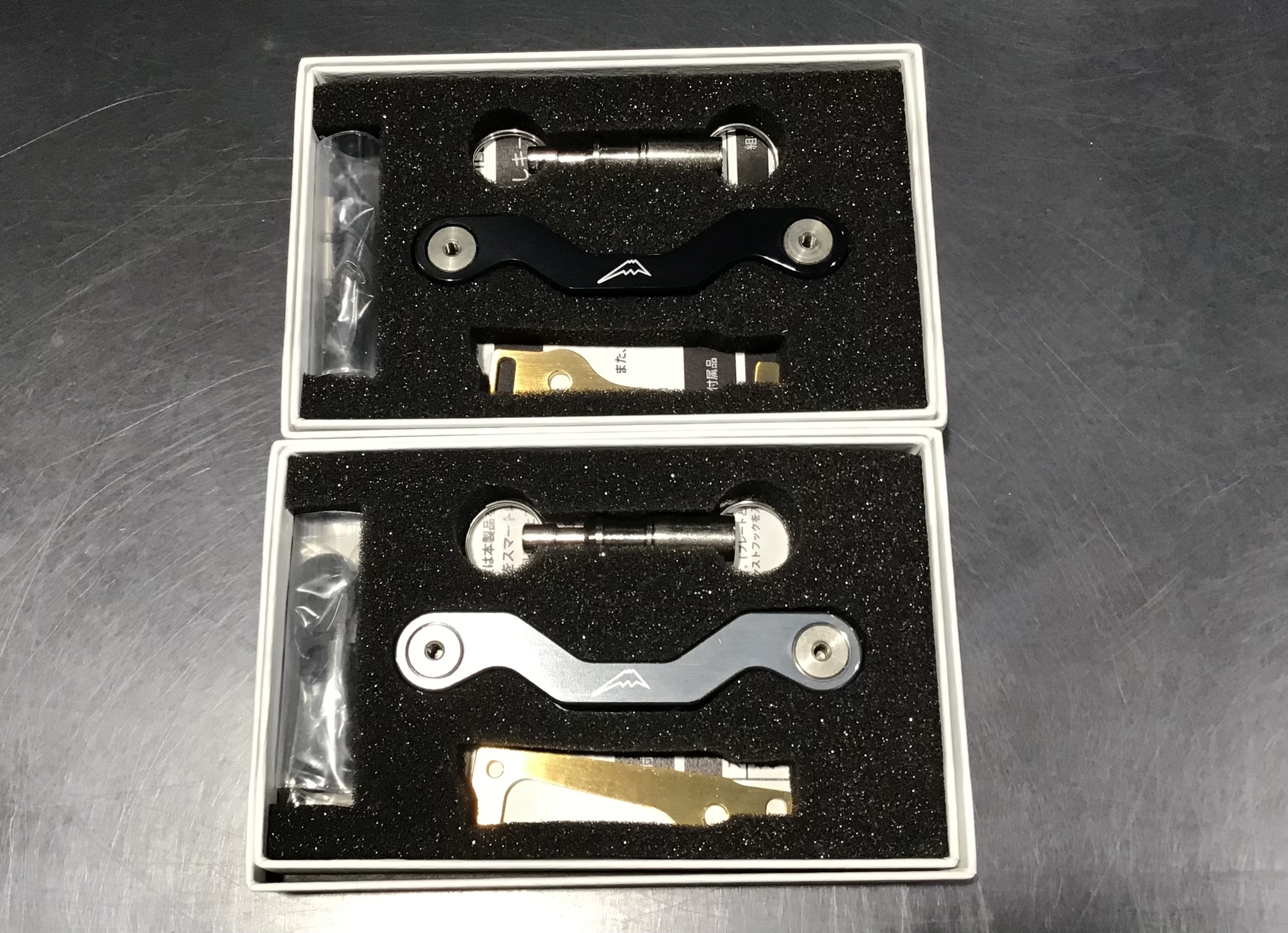 LESS THAN ONE 500部限定 カワサキ ZX-4RR 40th Anniversary Edition 8BL-ZX400Pの諸元