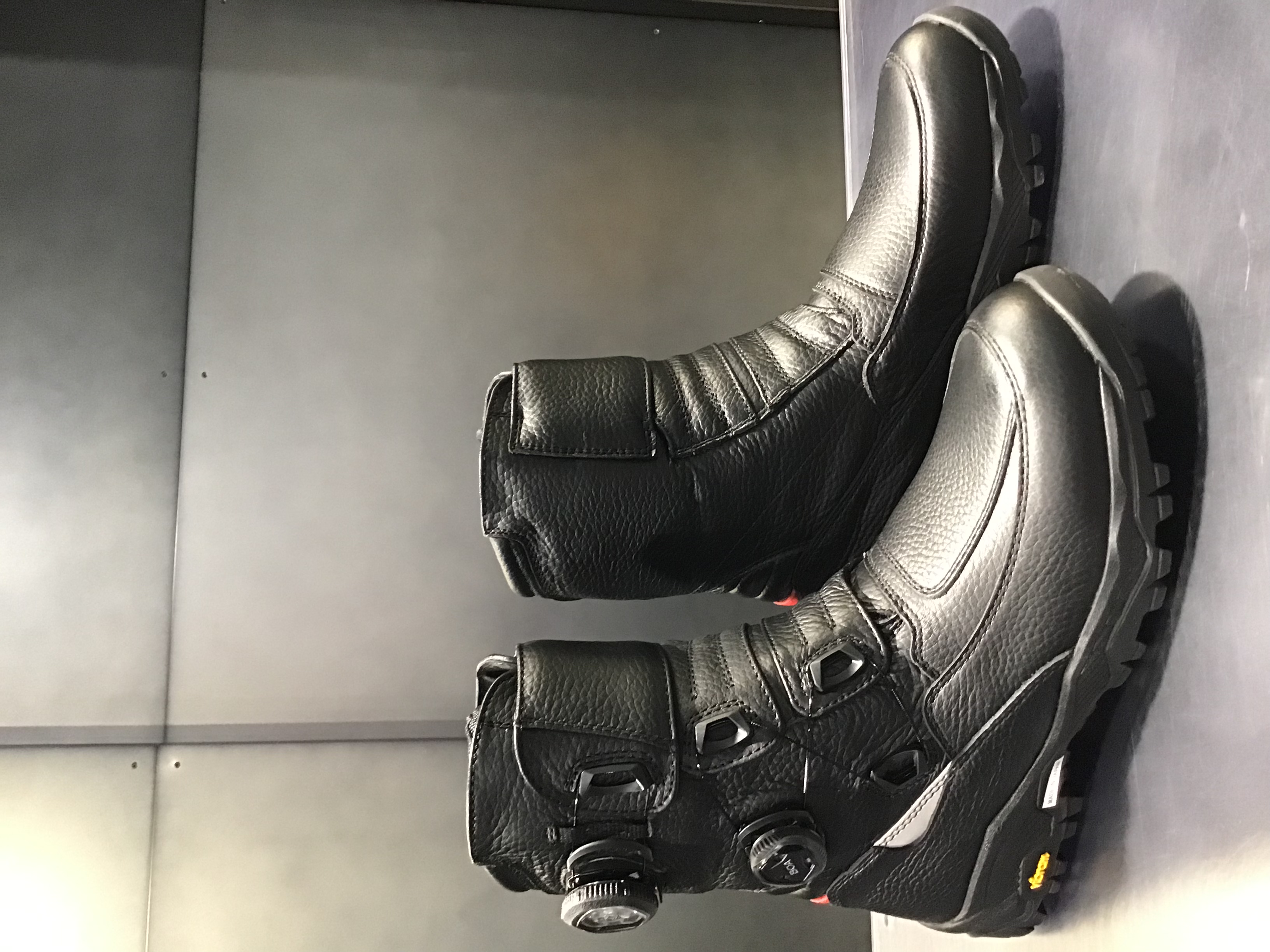 再入荷】K-4542Zガルドブーツが入荷いたしました:KUSHITANI横浜店