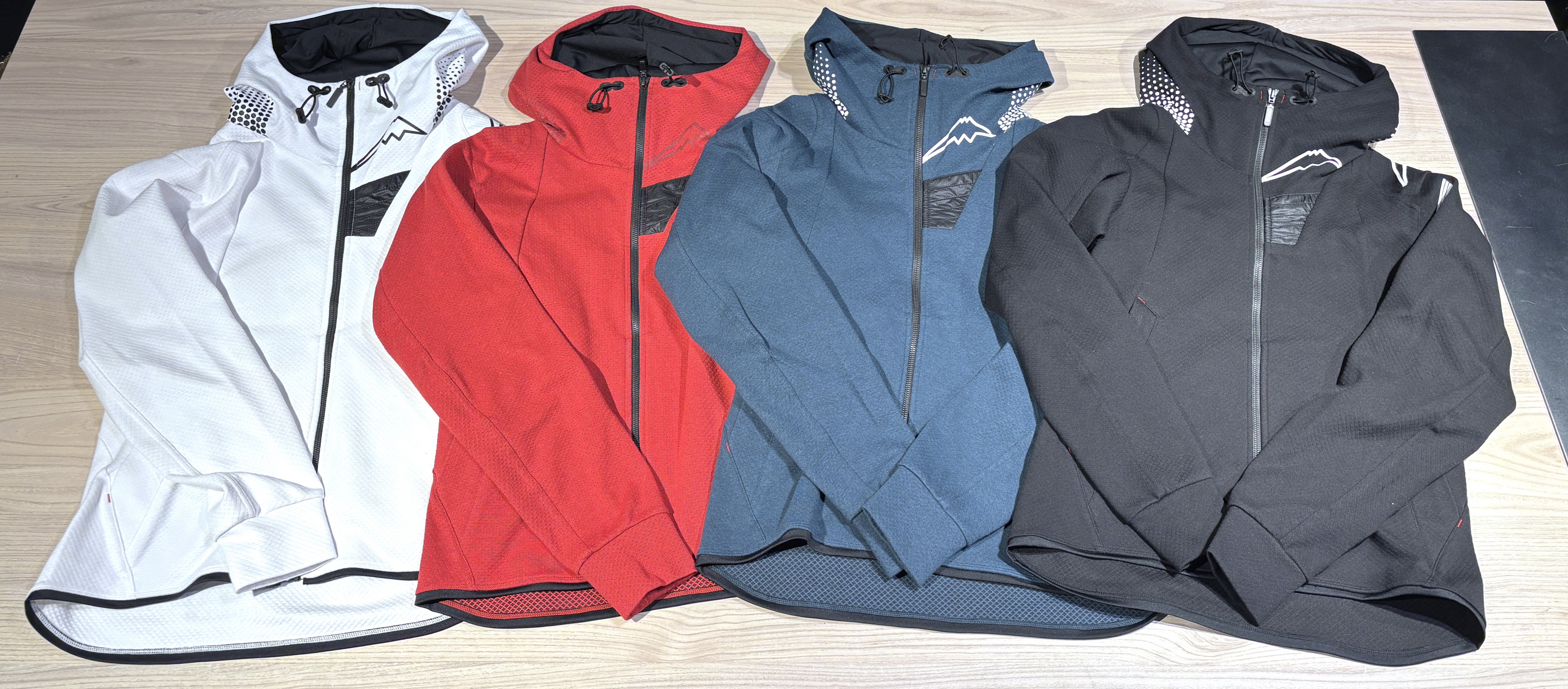 2026年新商品】＜K-1385＞ レブロフーディーが入荷いたしました