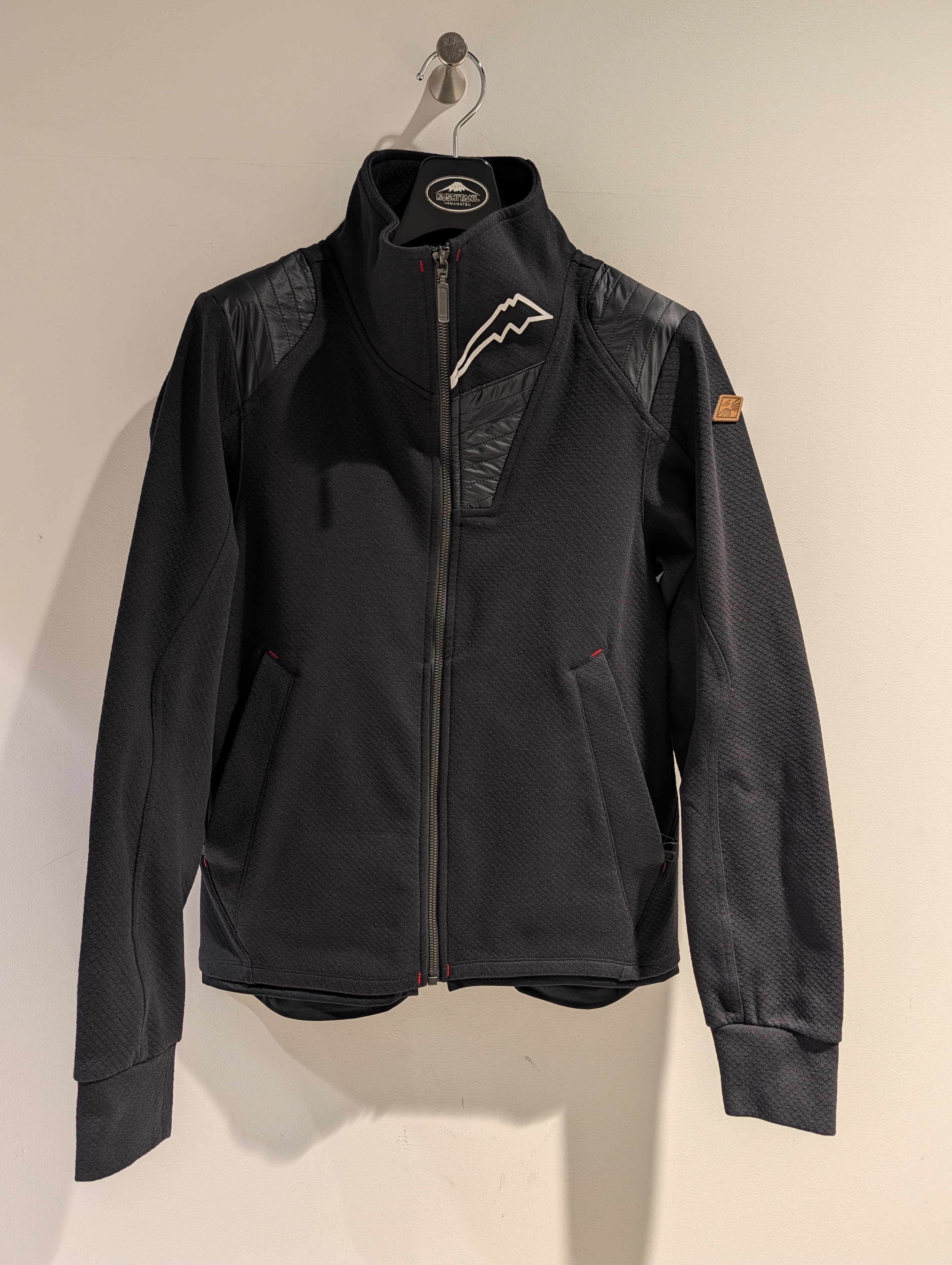 2026年新商品】＜K-1386＞アーカナトラックジャケット入荷しました