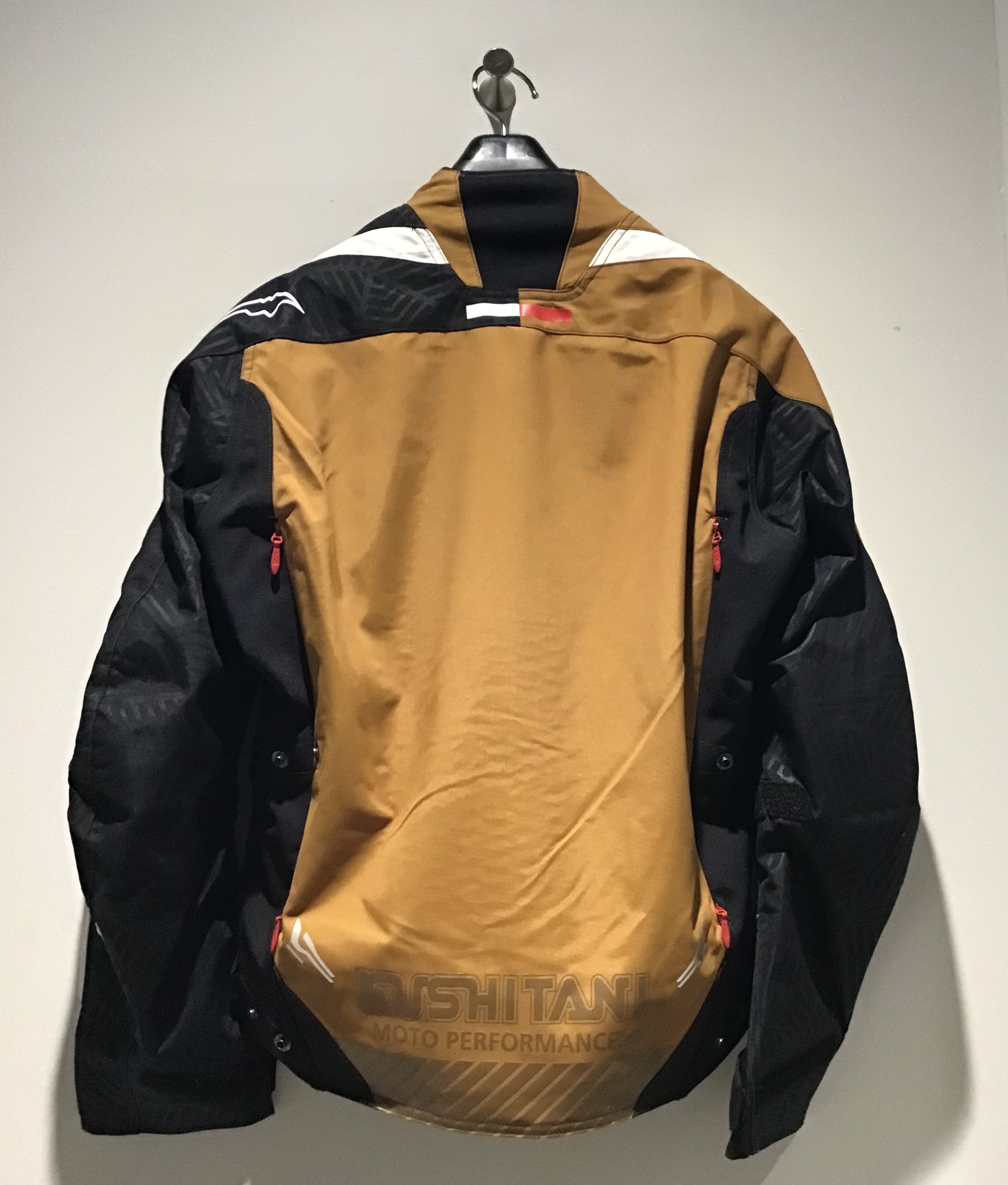2026年新商品】＜K-2452＞コンテンドジャケットが入荷しました