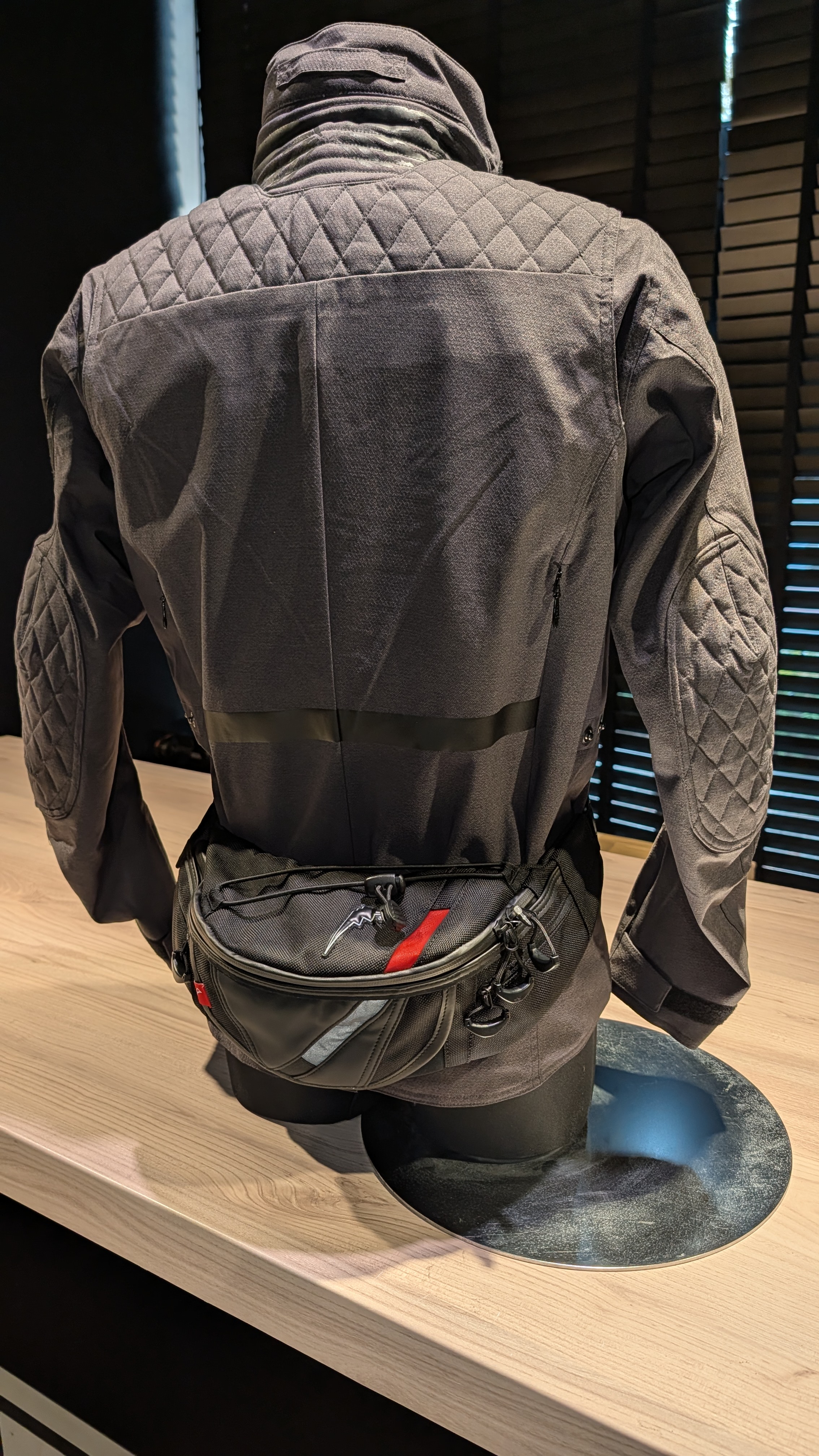 K-3600:K-3600L＞ウエストバッグの商品のご紹介：KUSHITANI 横浜店