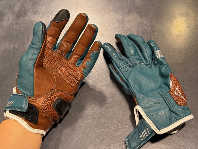 2026年新商品】＜K-5390W＞46works ﾚｻﾞｰｸﾞﾛｰﾌﾞが入荷しました