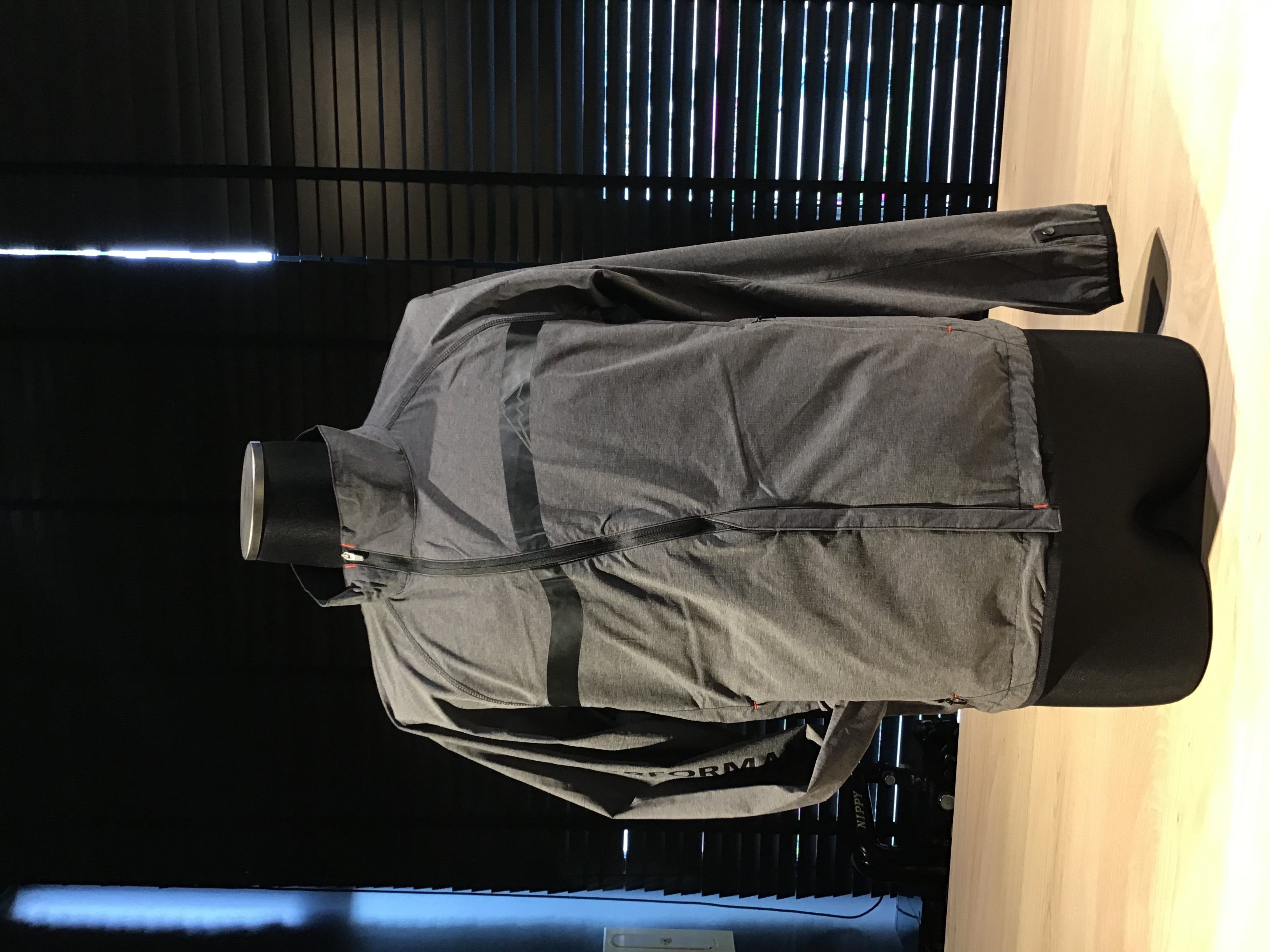 2026春夏新商品】＜K-2463＞ ウインドブレーカーが入荷いたしました