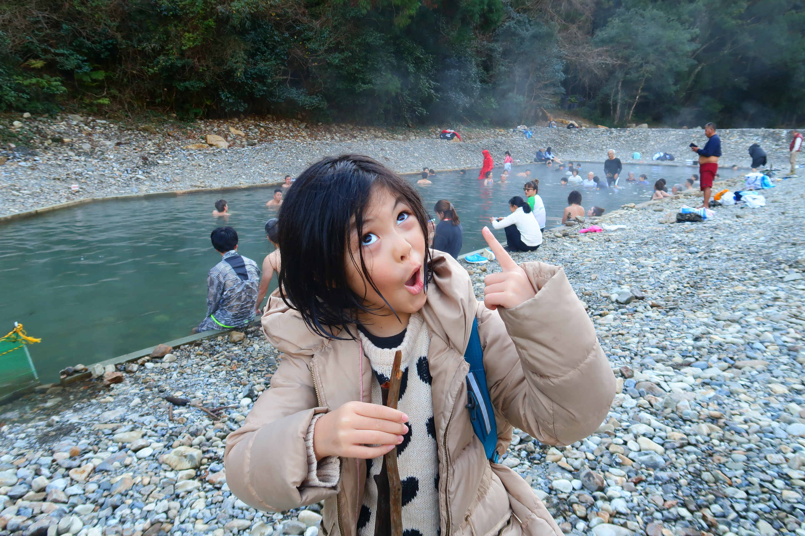世界最大？ 足元湧出露天風呂 | 石田ゆうすけのエッセイ蔵
