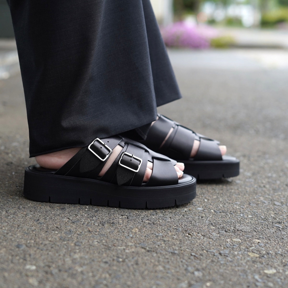 足元を整える BEAUTIFUL SHOES のグルカサンダル。 | 1989 blog