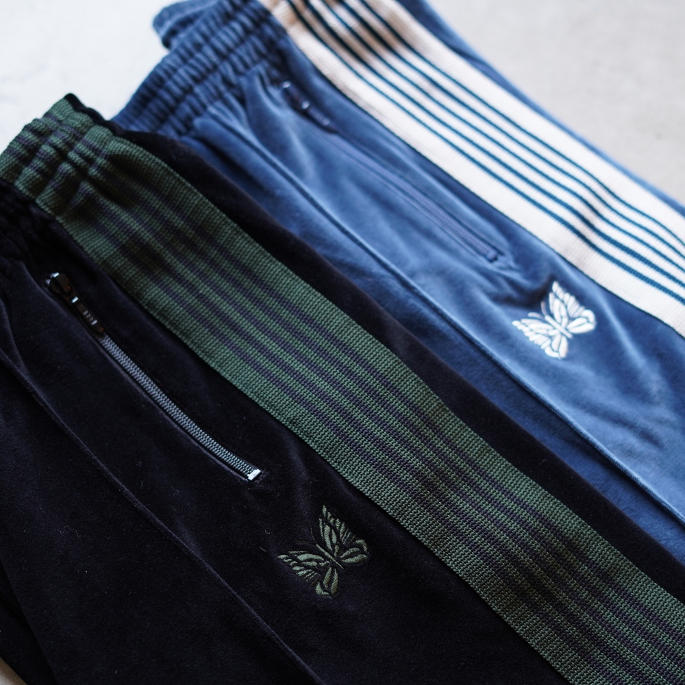 いつもと違う雰囲気で、ベロアトラックパンツ | 1989 blog