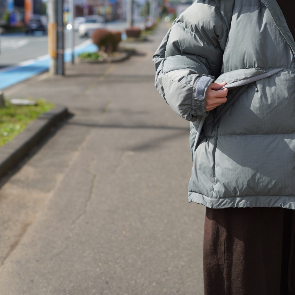 NAVY BLUE Down jacket Bess 24Aw サイズ2 NAVY BLUE Down jacket Bess