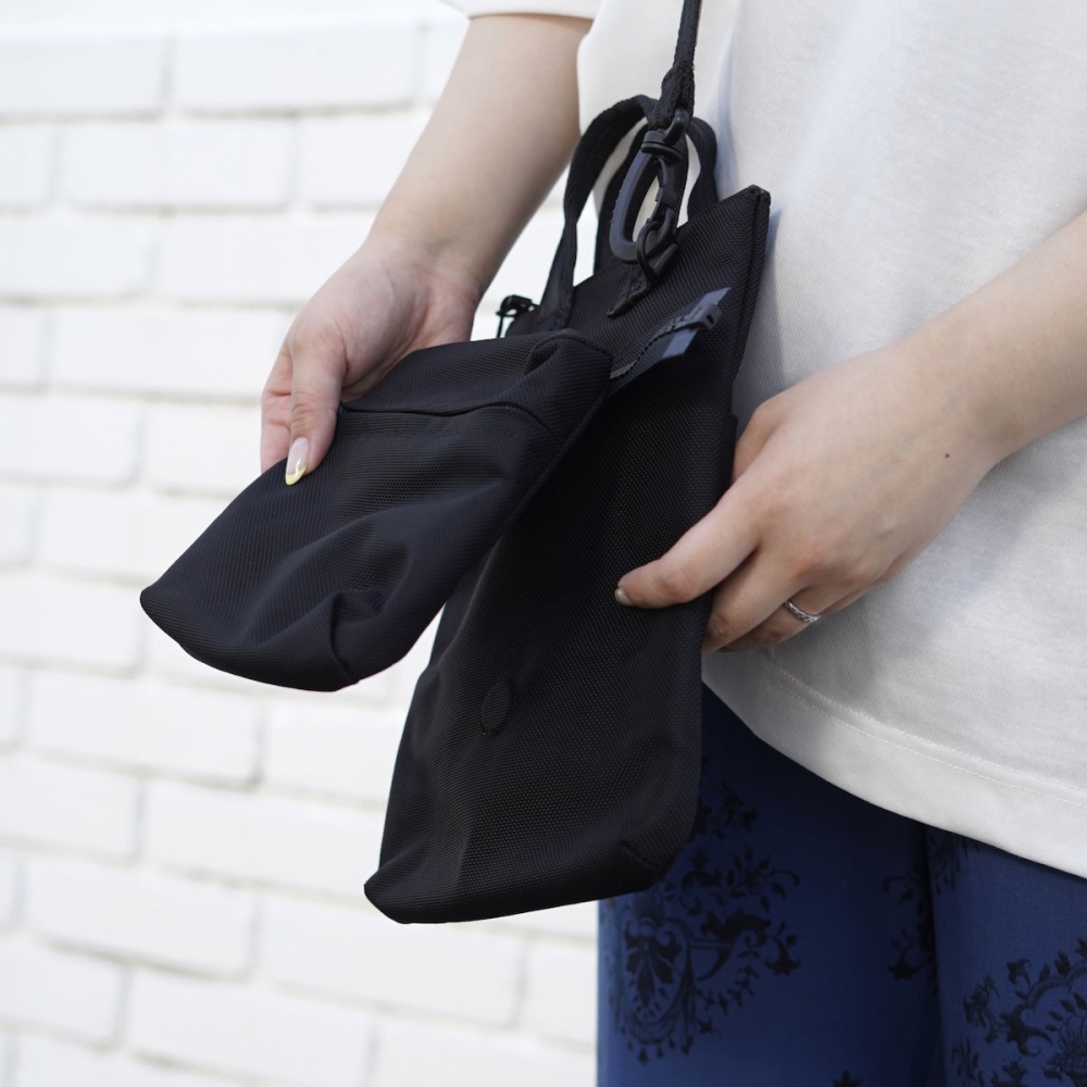 Hender Scheme / 新たなコレクションは新型ショルダーからスタート