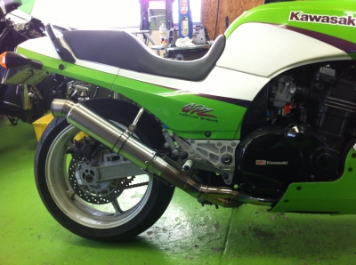 はるたgpz 900r マフラー sddefault.jpg
