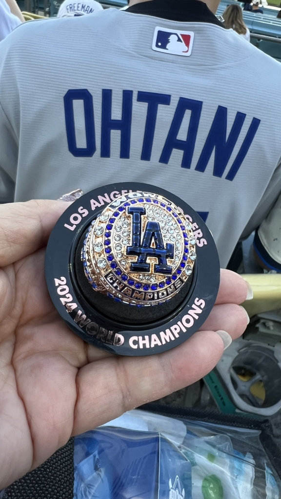 ドジャース・フリーマンのチャンピオン・レプリカ・リング予約受付中