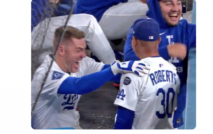 ドジャース・フリーマンのチャンピオン・レプリカ・リング予約受付中