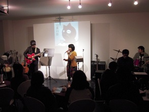 10.11.26.mcafe05.jpg