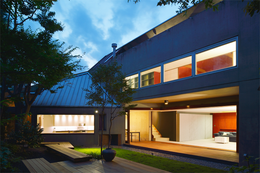 現代日本の住宅 林 雅子著 現代日本の住宅 House Design in Today's Japan - 古本買取販売